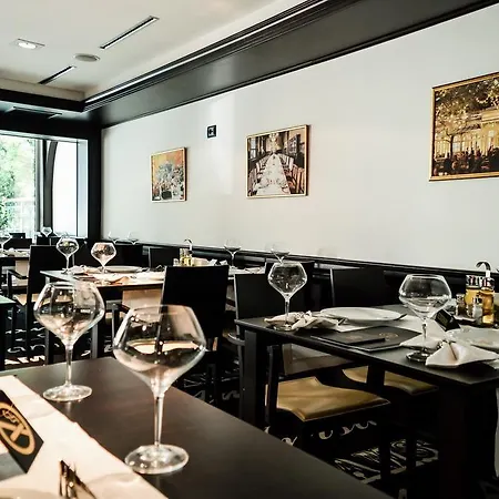 Amsterdam Hotel 4*